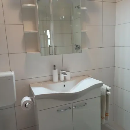 Davor Apartment *