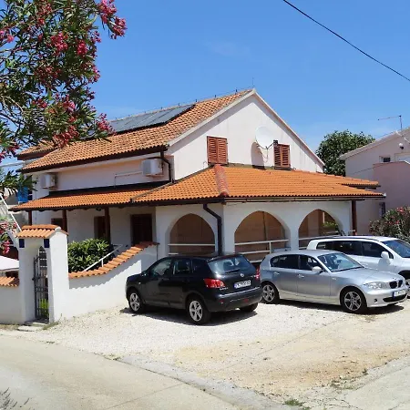 Davor Apartamento *